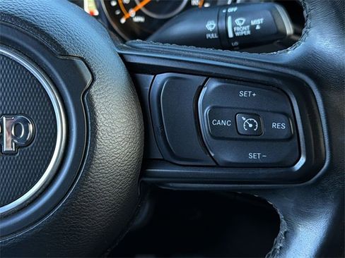 Used 2021 Jeep Wrangler Unlimited Sport image 32