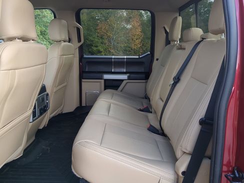 Certified 2020 Ford F450 Lariat w/ Lariat Ultimate Package image 12