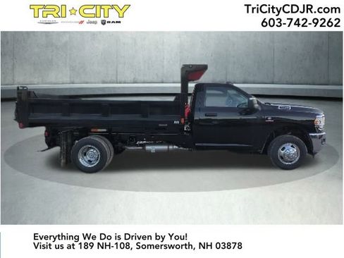 New 2024 RAM 3500 Tradesman image 7