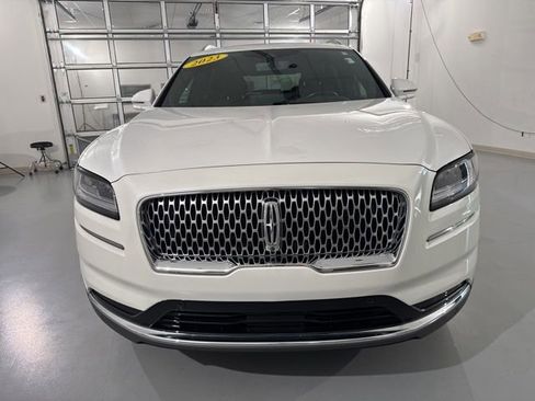 Used 2023 Lincoln Nautilus Reserve w/ Equipment Group 201A AWD/4WD image 2