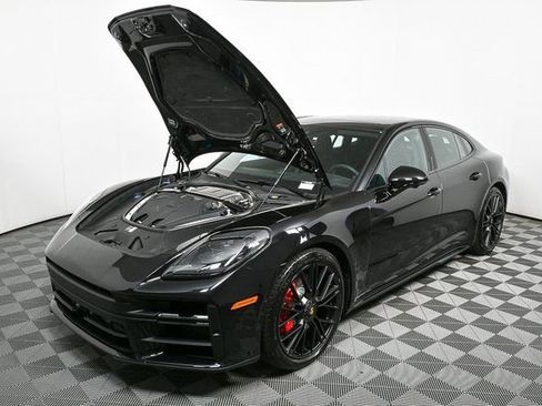 Used 2026 Porsche Panamera GTS image 36