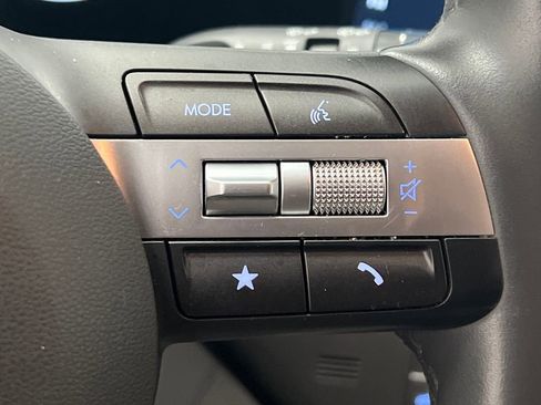 Used 2024 Hyundai Kona SEL image 41