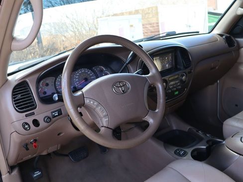 Used 2003 Toyota Sequoia Limited image 15