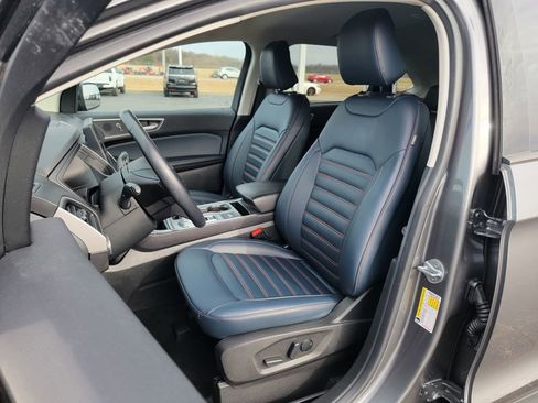 Used 2023 Ford Edge SEL w/ Sport Appearance Package image 2