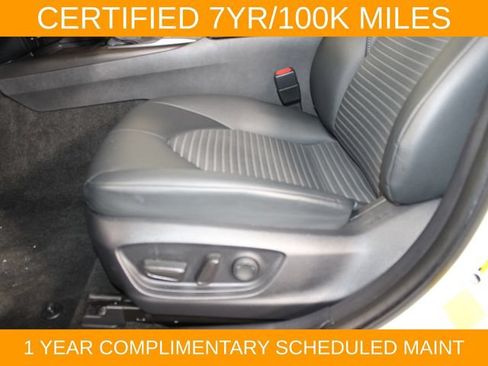 Used 2023 Toyota Camry SE FWD image 16