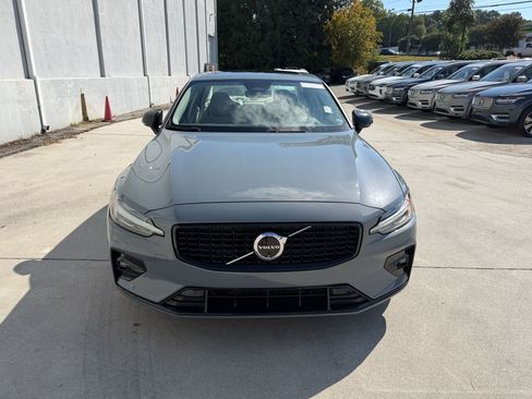 Used 2024 Volvo S60 B5 Plus w/ Climate Package FWD image 6