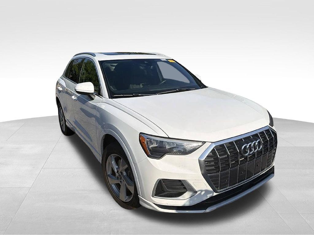 Used 2021 Audi Q3 2.0T Premium AWD/4WD image 3