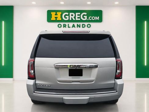 Used 2019 GMC Yukon Denali AWD/4WD image 8