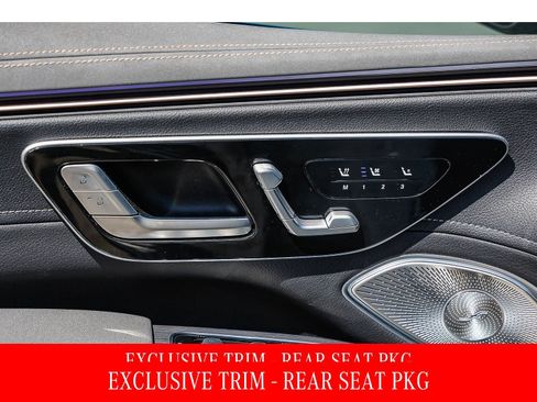 Used 2023 Mercedes-Benz EQS 580 4MATIC SUV image 23