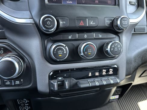 Used 2023 RAM 1500 Big Horn image 29