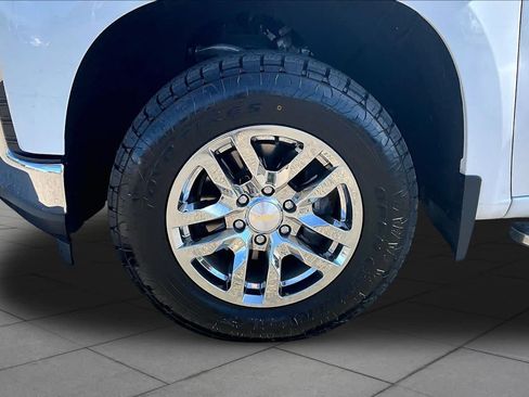 Used 2021 Chevrolet Silverado 1500 LTZ w/ LTZ Convenience Package II AWD/4WD image 10