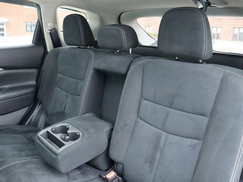 Used 2018 Nissan Murano SV w/ Premium Package image 15