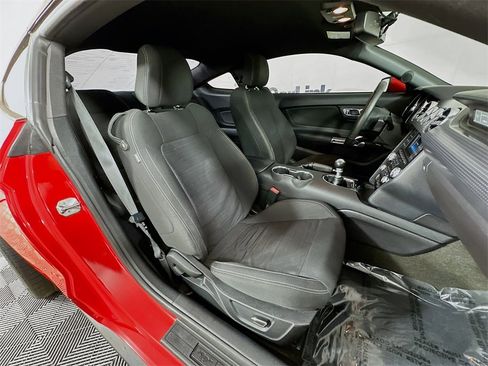 Used 2017 Ford Mustang GT w/ GT Performance Package image 30