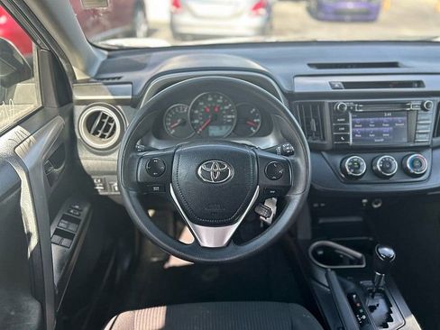 Used 2016 Toyota RAV4 LE image 14