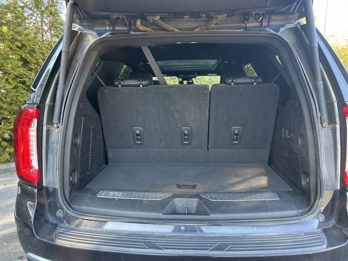 Used 2023 GMC Yukon Denali image 31