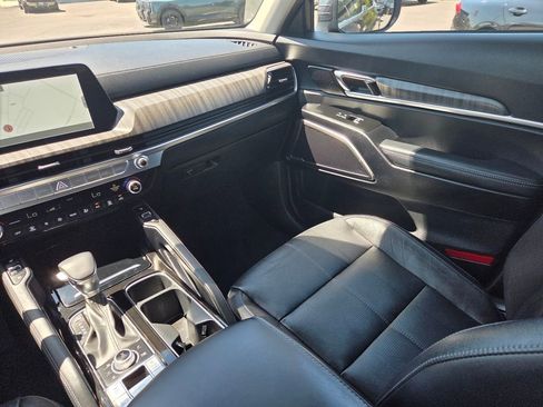 Used 2024 Kia Telluride EX AWD/4WD image 16
