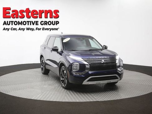 Used 2022 Mitsubishi Outlander SE AWD/4WD image 40