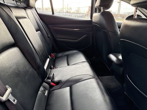 Used 2019 MAZDA MAZDA3 AWD Sedan w/ Preferred Package image 29
