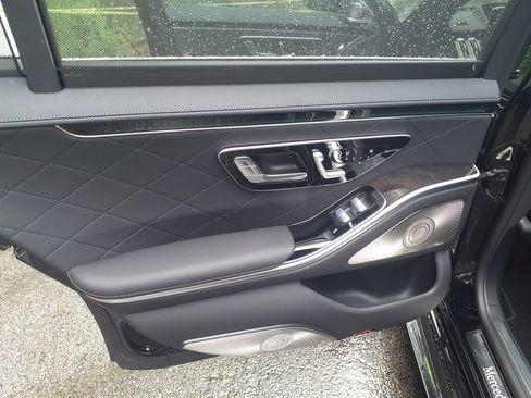 Certified 2024 Mercedes-Benz S 580 4MATIC Sedan image 23