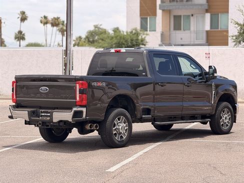 Used 2025 Ford F350 Lariat AWD/4WD image 3