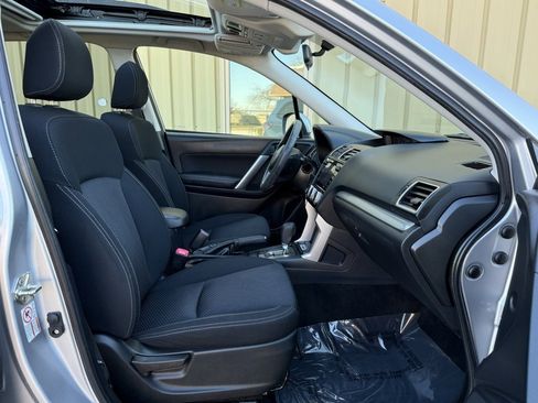 Used 2018 Subaru Forester 2.5i Premium image 16