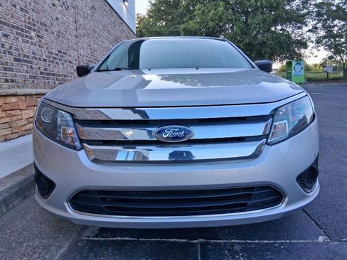 Used 2010 Ford Fusion S FWD image 8
