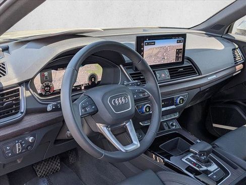 Certified 2023 Audi Q5 2.0T Prestige w/ Prestige Package AWD/4WD image 10