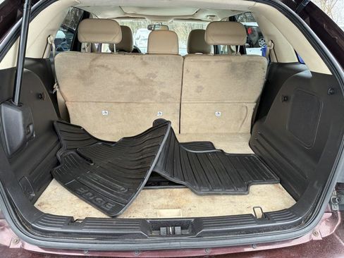 Used 2010 Ford Edge Limited image 14