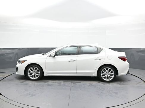 Used 2019 Acura ILX image 9