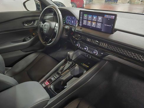 Used 2025 Honda Accord Sport image 13