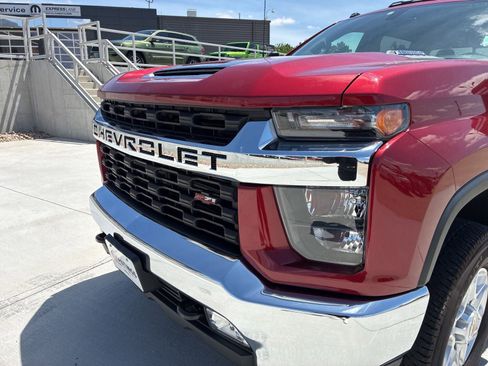 Used 2020 Chevrolet Silverado 2500 LT w/ Convenience Package AWD/4WD image 10