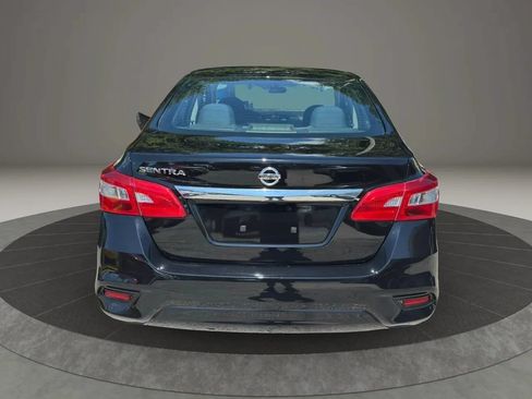Used 2019 Nissan Sentra S FWD image 4