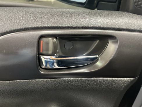 Used 2014 Subaru Impreza WRX Sedan AWD/4WD image 27