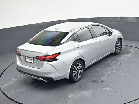 Used 2025 Nissan Versa SV w/ Trunk Package image 17