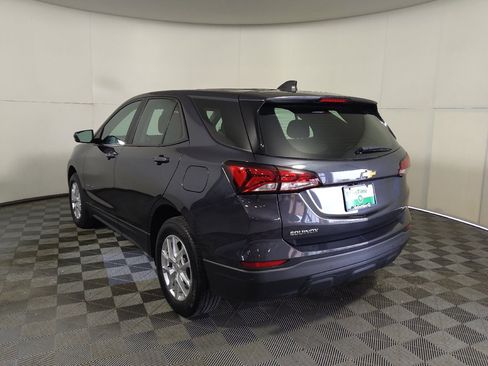Used 2022 Chevrolet Equinox LS AWD/4WD image 6