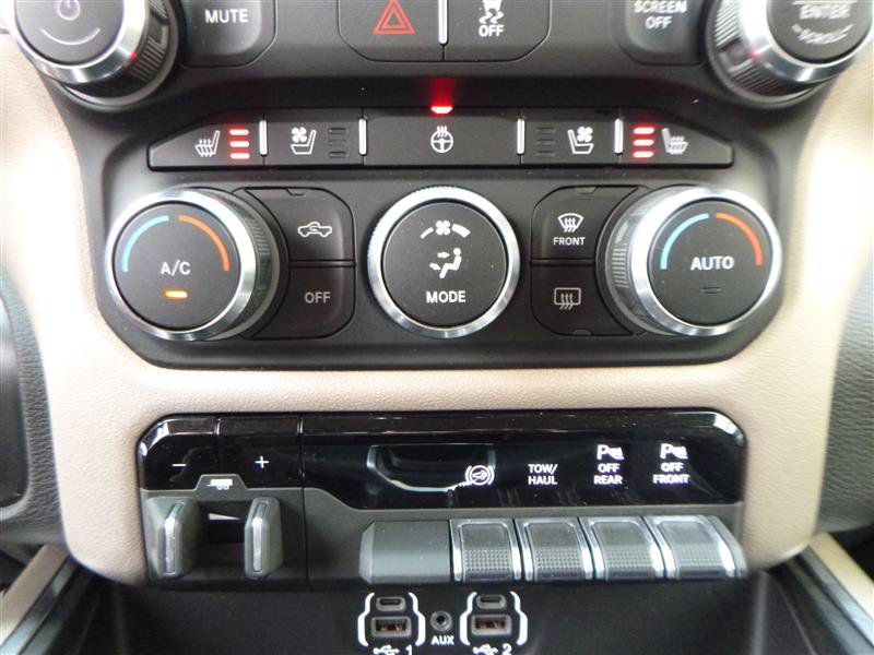 Used 2021 RAM 3500 Laramie AWD/4WD image 15