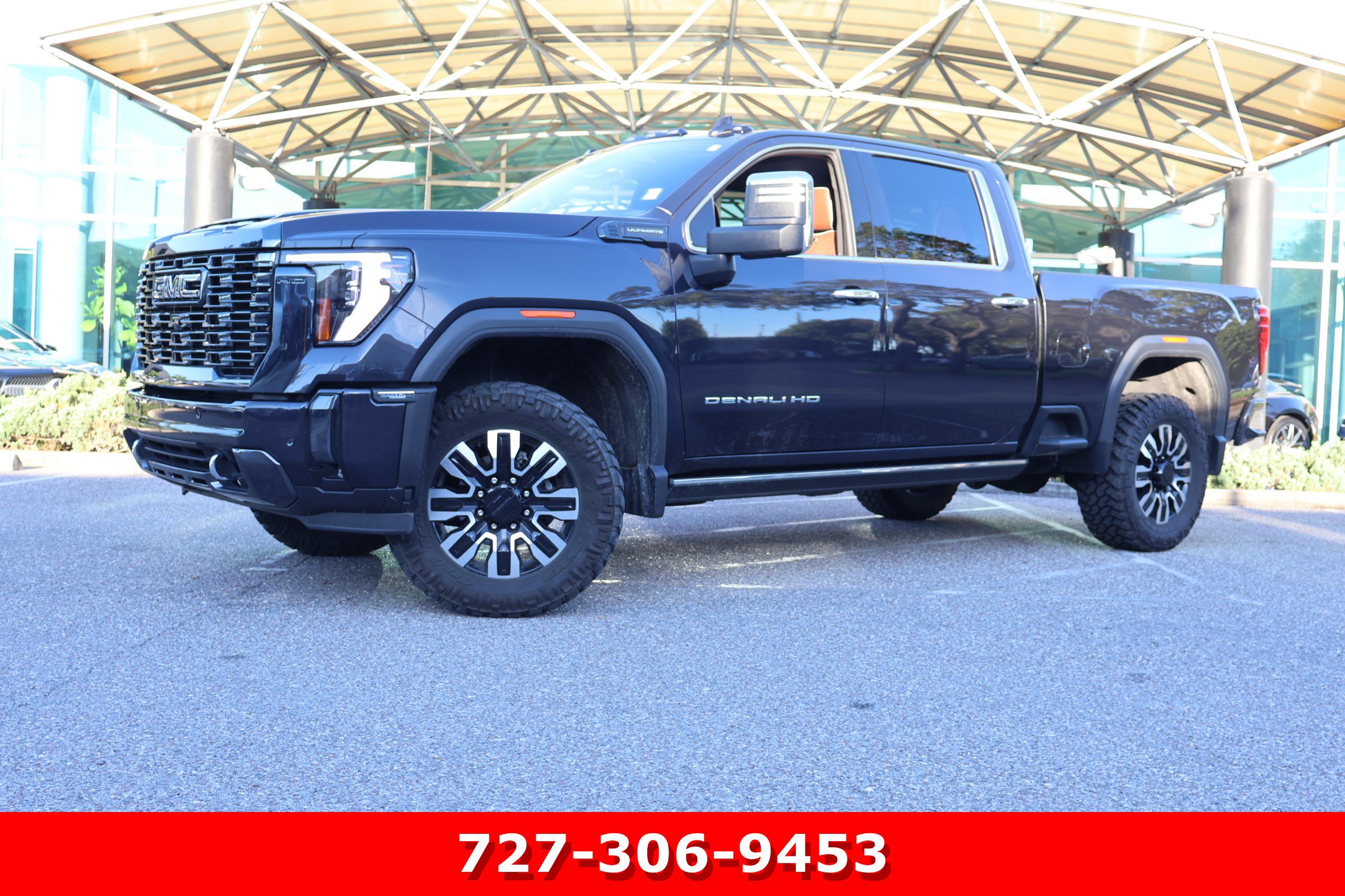 Used 2024 GMC Sierra 2500 Denali Ultimate w/ Max Trailering Package AWD/4WD image 1