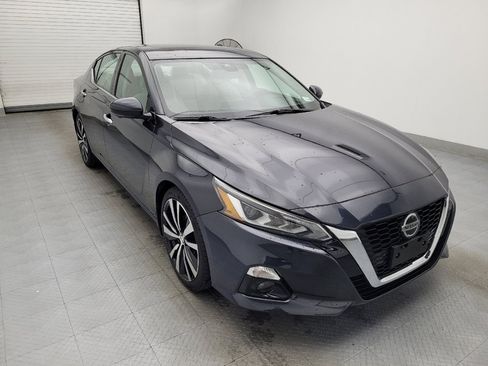 Used 2020 Nissan Altima 2.5 Platinum image 13