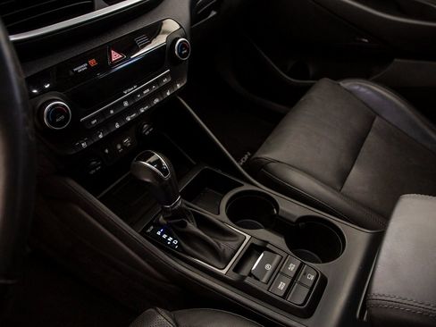 Used 2019 Hyundai Tucson Ultimate image 14