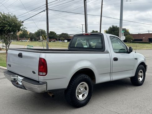 Used 2004 Ford F150 XL RWD image 5