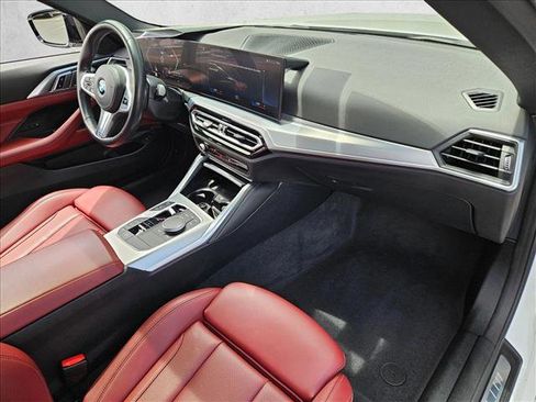 Certified 2024 BMW 430i Coupe w/ M Sport Package RWD image 21