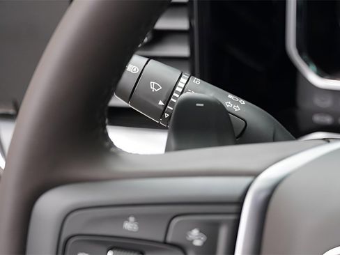 New 2026 GMC Sierra 1500 SLT image 21