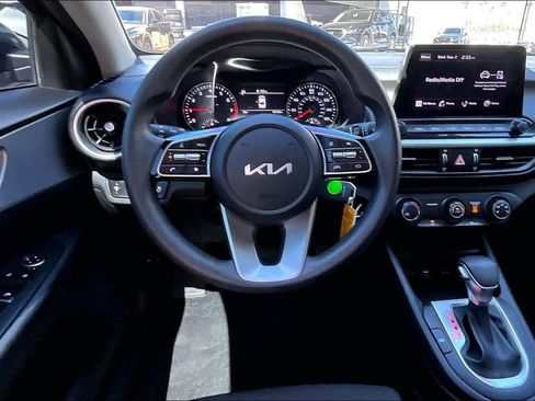 Used 2023 Kia Forte LXS FWD image 8