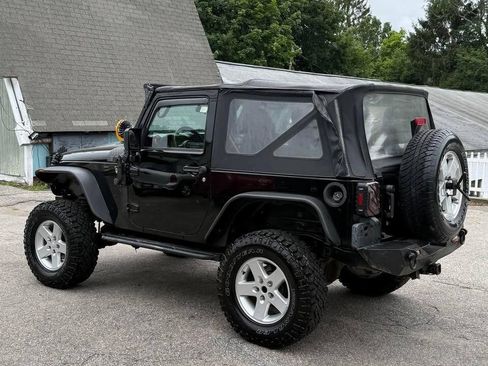Used 2011 Jeep Wrangler Sport AWD/4WD image 4