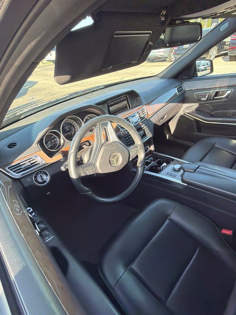 Used 2014 Mercedes-Benz E 350 4MATIC Sedan image 10