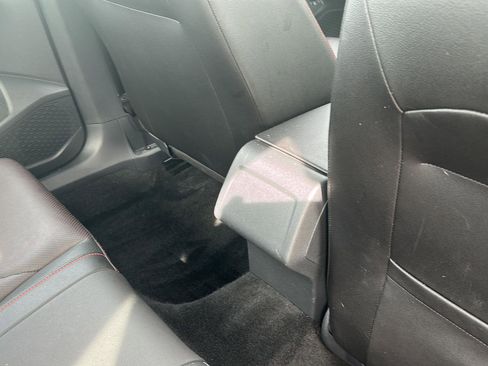 Used 2023 Volkswagen Jetta GLI Autobahn image 24