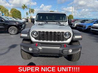 Used 2024 Jeep Wrangler Unlimited Rubicon AWD/4WD video 2