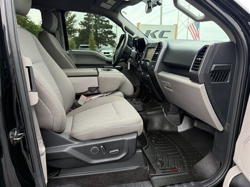 Used 2018 Ford F150 XLT w/ Equipment Group 302A Luxury AWD/4WD image 12