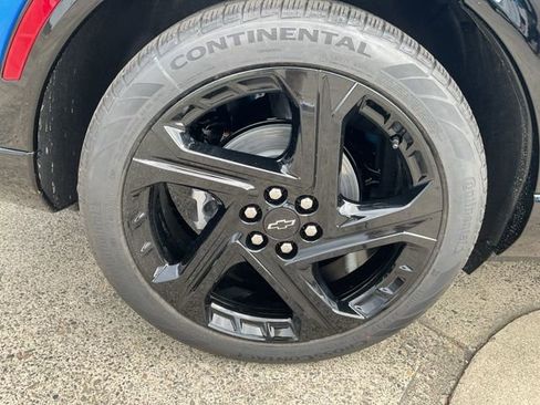 New 2026 Chevrolet Equinox EV RS image 13