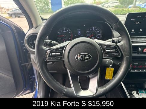 Used 2019 Kia Forte S w/ S Premium Package FWD image 10
